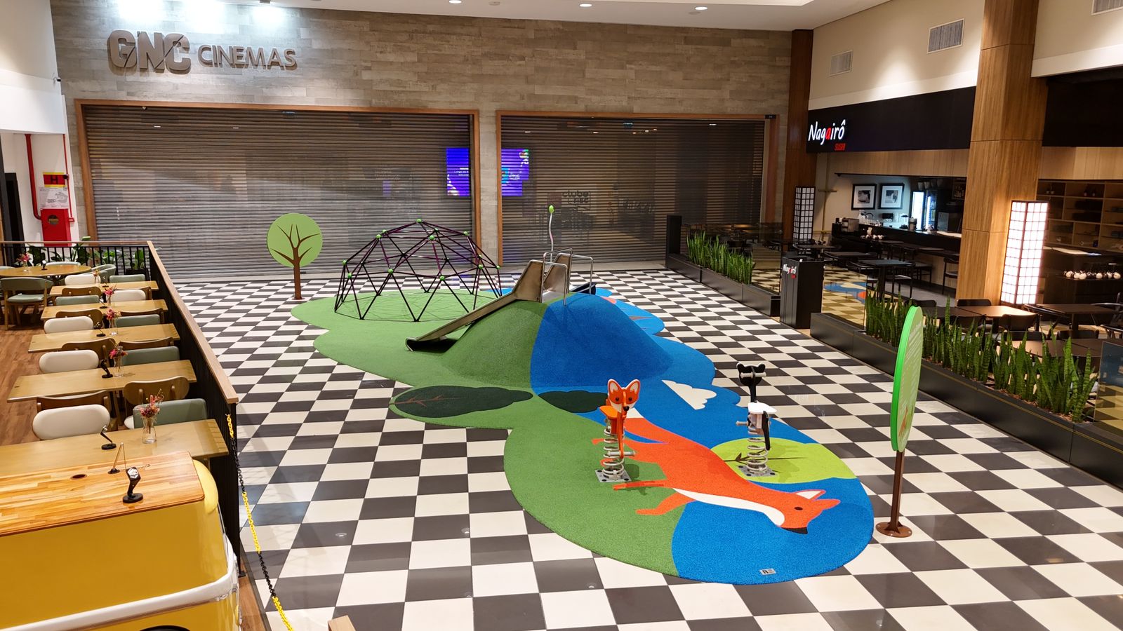 Parque — Shopping em Santa Catarina (Rede Almeida Junior)
